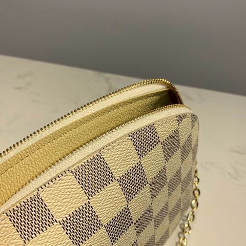 Louis Vuitton Beauty Bag ID:20230215-50